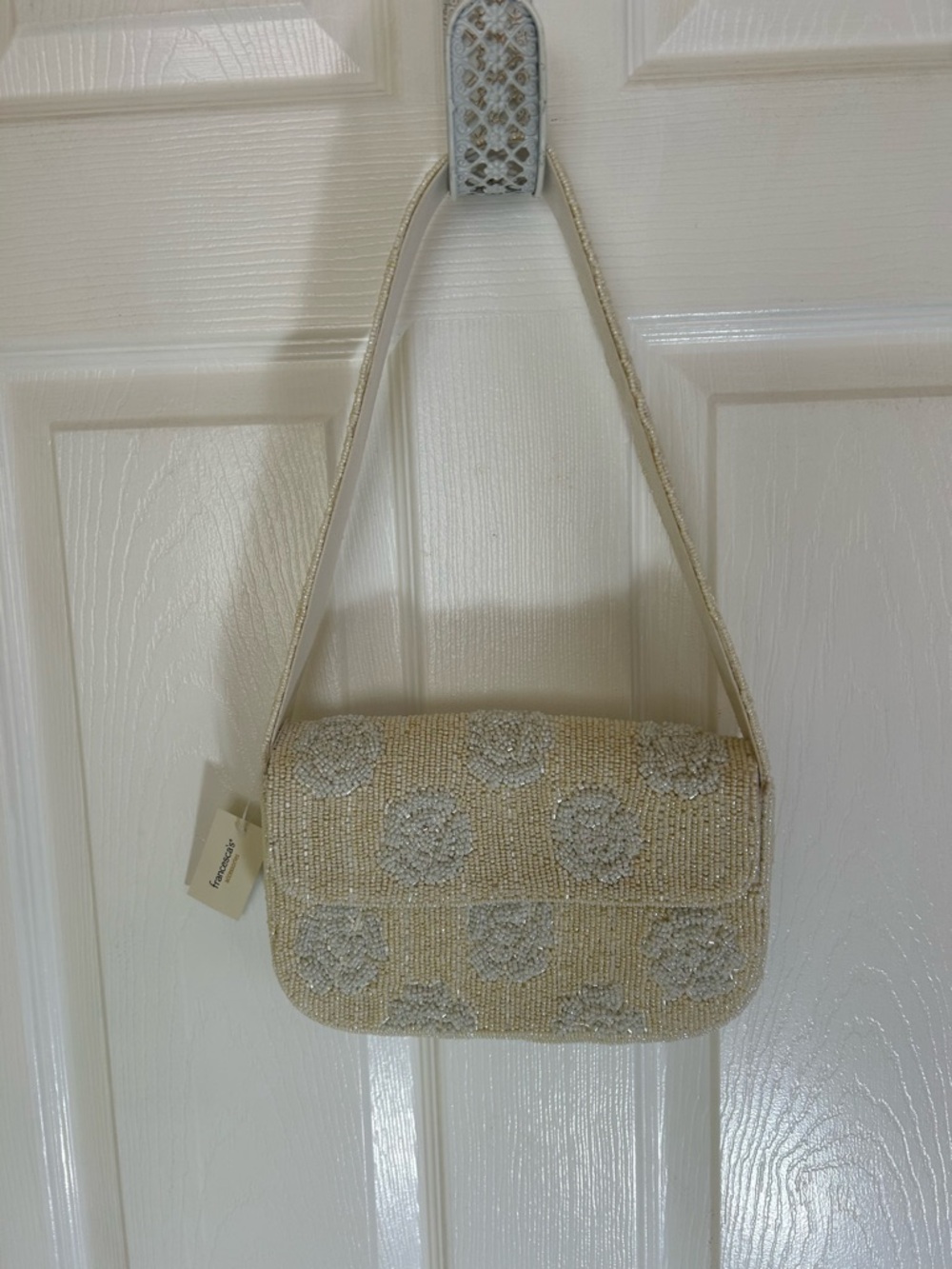 Francesca's Collections Ivory Beaded Floral Shoulder Bag